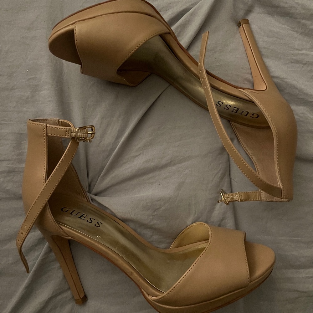 Beige heels